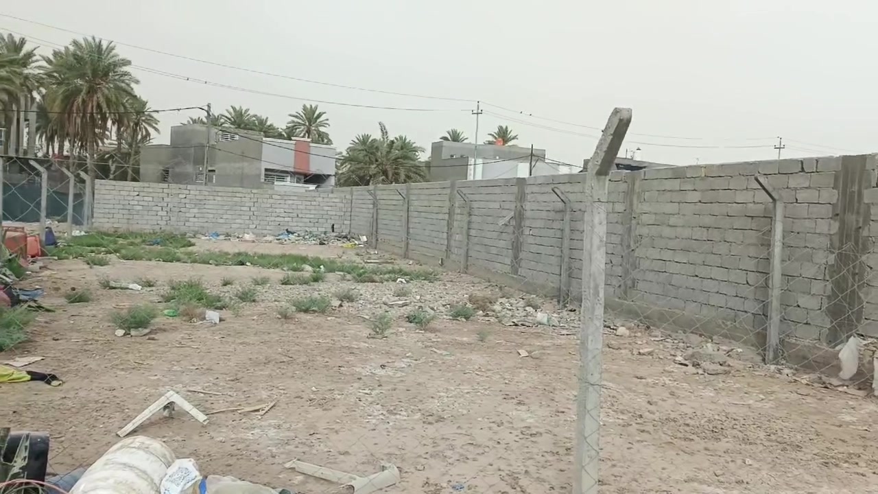 يا الله عرض مميز 
سلام عليكم تجاريه 
قطعه 280متر طابو زراعي سند 25 تحويل مباشر 
سنتر على شارع 100
الوجها 10والنزل 28
مسيجه بالكامل 
استثمار كلش مرتب 
العنوان حله سنتر على شارع 100
السعر والتفاصيل أكثر خاص او الاتصال على الارقام او المراجعه مكتب الرحمن حله شارع 100 
#ملاحظة# لمن يرغب في
 عرض عقار او ارضه طابو صرف او طابو زراعي عليه مراسلتنا او الإتصال
***********
***********
