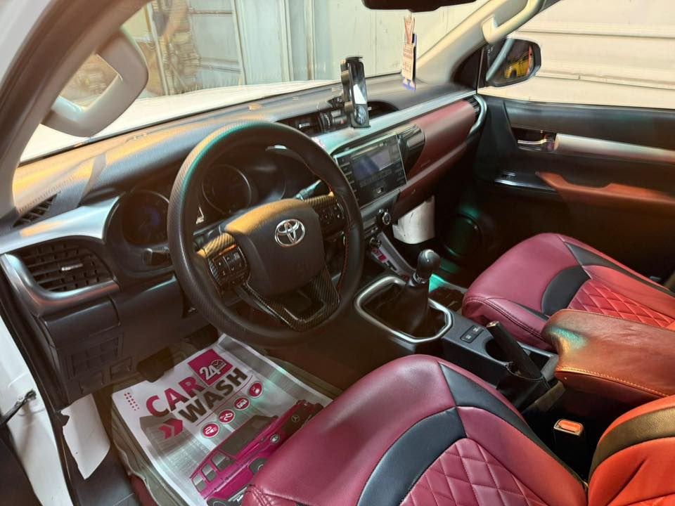 سلام عليكم من رخصت الادمن بيكم هايلوكس للبيع موديل 2016 كير عاديساره مكفوله فقط بارد قليل بجاملغ امامي صفحه الصدر وبيهه حالوب بسيط قماره وبنيدالسعر 200 ورقه وبيه مجال تجي شوفه وبيك خير وتدلل 
***********
