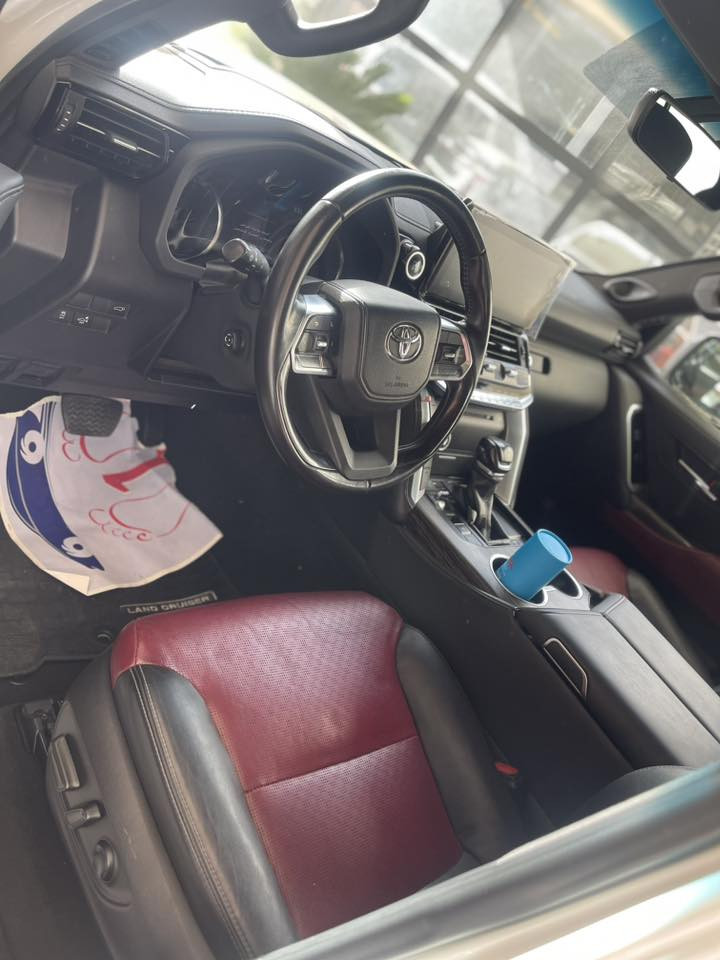 VXR 2023//شركة SAS 

مغلفه BBF 📌

رقم بغداد انكليزي 📌

داخل احمر 📌

شاشات 3📌

خزن كشنات 📌

بصمات 5📌

لايت عدسات 📌

كشنات تدفئه تبريد 📌

تادو شو 📌

العنوان معارض النهضه //الهاتف ***********عبدالله حسين الكرادي
