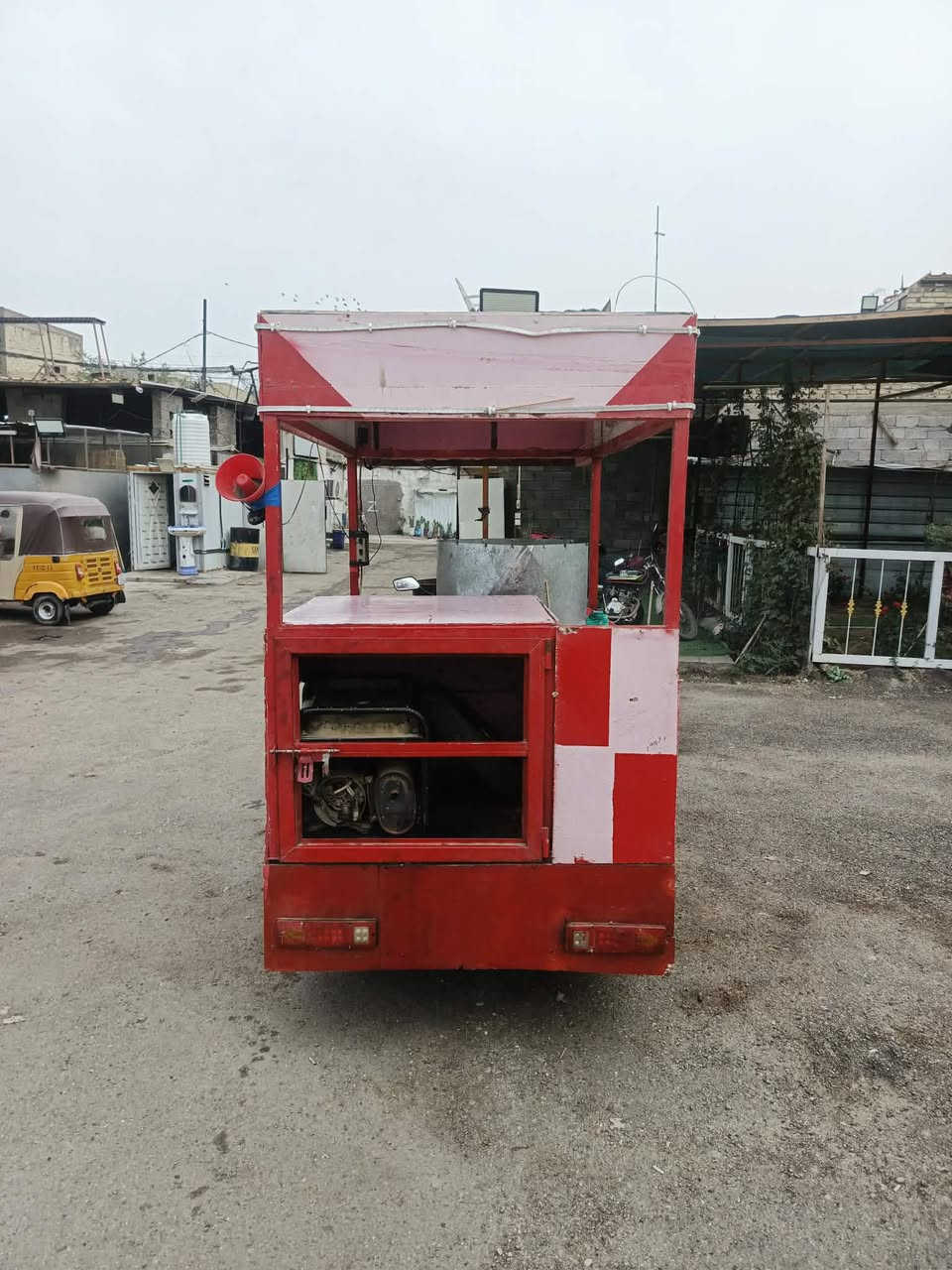 ستوته بنزين شعر بنات موديل 14 نظيفه ما بيها شي البكان بغداد الشعله***********
