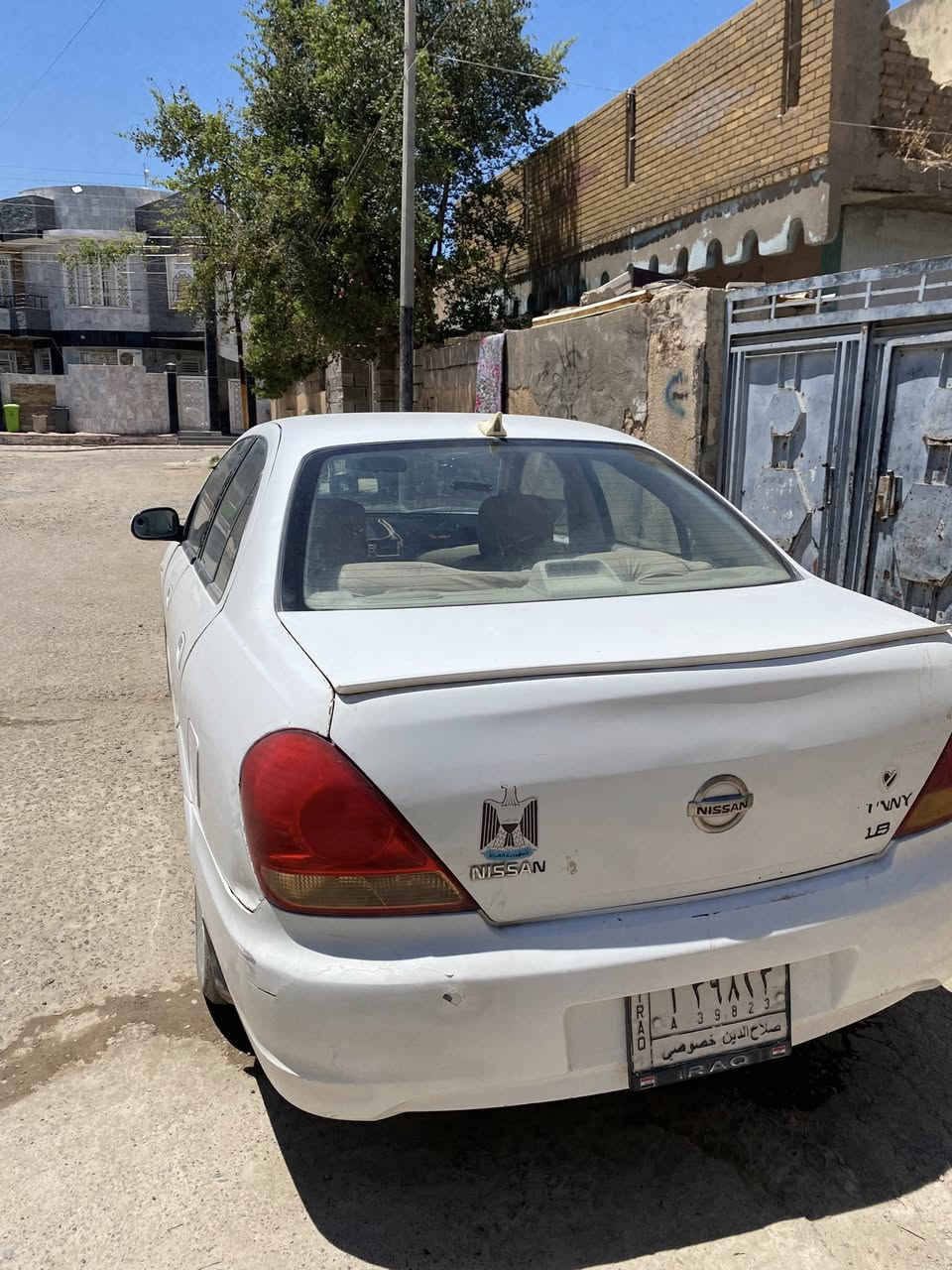 📣 للبيع: نيسان سني (Sunny N16)2010 ‭
 الموديل / الشكل: نيسان سني الياباني المعروف (N16).
 المحرك: محرك اقتصادي وقوي، معروف بقلة الأعطال وسهولة الصيانة.
 ناقل الحركة: أوتوماتيك.
 اللون: أبيض.
 اللوحة: خصوصي (صلاح الدين /
✨ حالة السيارة ومواصفاتها:
 الوضعية العامة: السيارة بحالة ممتازة وجاهزة للاستخدام ‭+964 780 938 6895‬ المباشر (شغل واطلع). رقم الهاتف/‭
السعر 85 وبيها مجال 
+964 772 451 4034‬ ￼ مجال المكان سامراء


**إذا كنت صاحب هذا الإعلان وتريد حذفه لأي سبب، رجاءا أرسل رسالة إلى الدعم الفني**