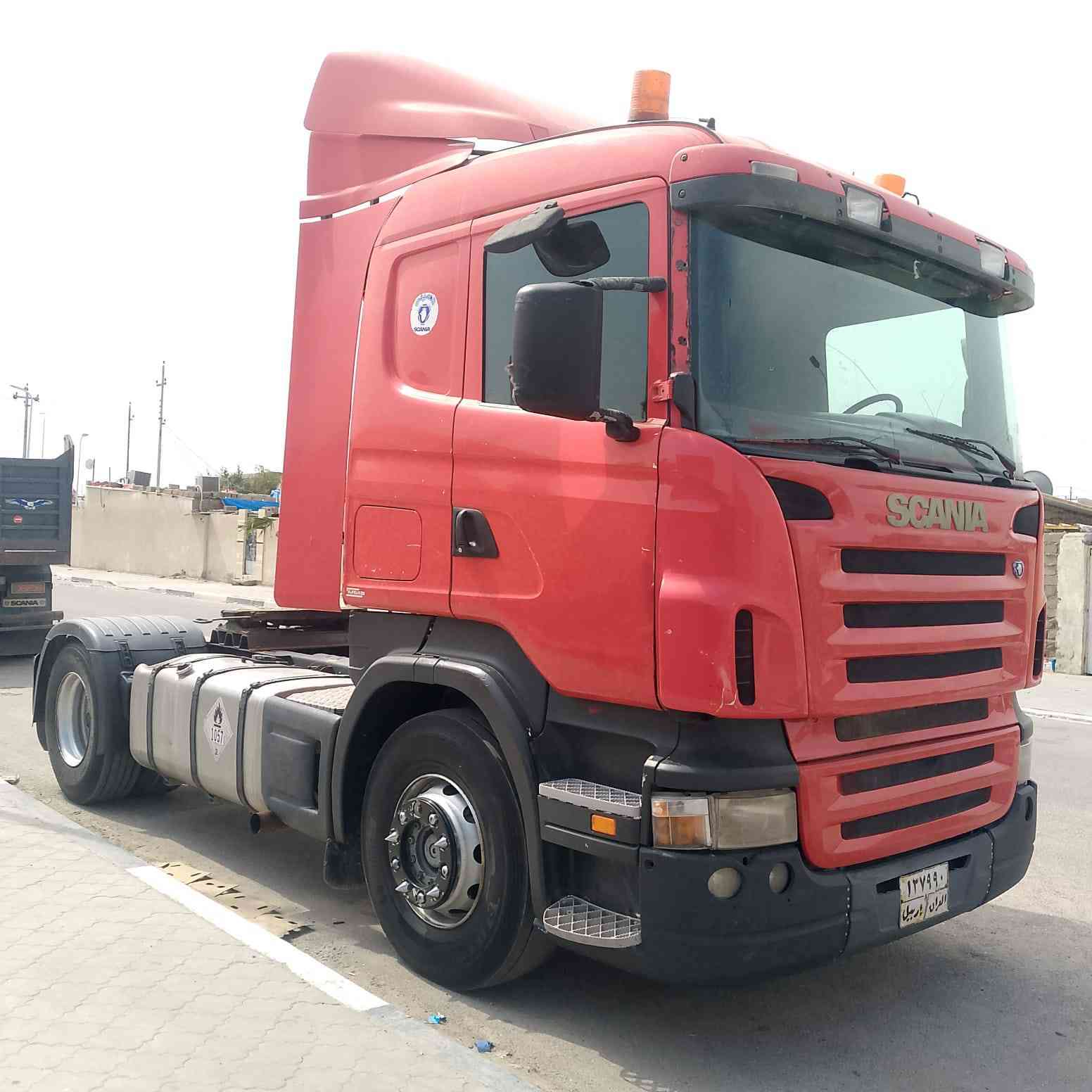 سلام عليكم سياره للبيع موديل 2006  مكينه انجشن كير اوتوماتيك السيارة مكفوله كفاله عامه من كلشي دشبول طويل تخم تاير رقم أربيل تريد وكاله تريد تحويل كلشي موجود العنوان بصرة للاستفسار اتصل السعر 150 وبيهه مجال ***********  خوان هاذ رقم صاحب السياره انا مكلف بل نشر
