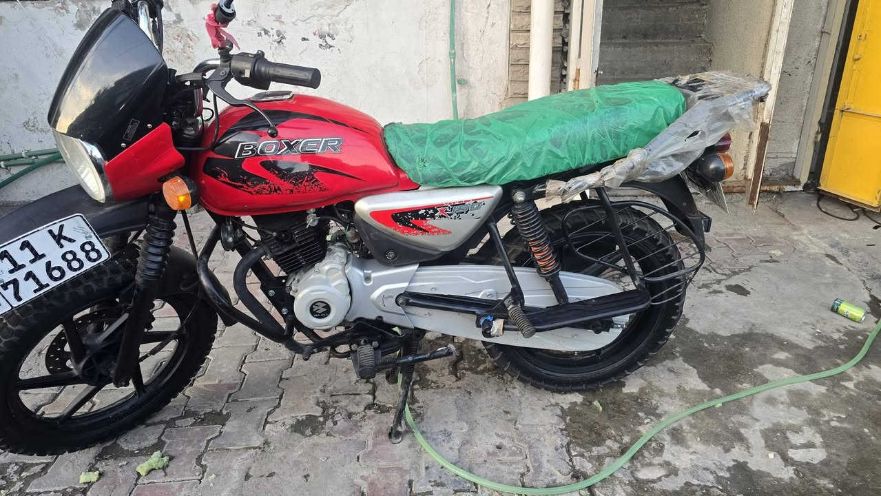 بوكسر ٢٠٢٣ جديده وحلوه ومرتبه جفته تجفيت شركه مرا وحده وتسحكه بيدك دراجه بعده جديد ولله تجي وتشوف بعينك شون مرتبه وشغل حلو مرقم وكامله تحويل ثاني يوم المكان شارع حيفا *********** تجي وتدللل عليه
