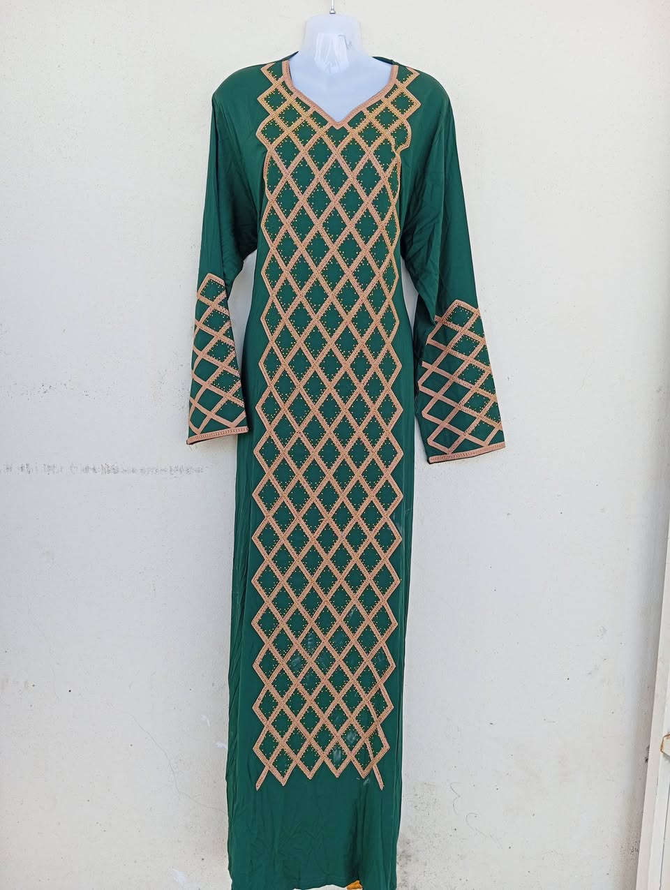 ✨ وصل حديثاً إلى محلات الغازي – قسم النسائي ✨
تشكيلة جميلة ومميزة من الملابس النسائية تناسب كل الأذواق 🌸
متوفر لدينا:
👗 دراعات نسائية موديلات أنيقة ومريحة
👗 دشاديش نسائية بأقمشة جميلة وموديلات حديثة
🧥 رواب نسائية عملية ومريحة للبيت
🧣 شالات بألوان وتصاميم متنوعة تكمل أناقتج
جودة حلوة وأسعار مناسبة للجميع 💯
📍 زورونا في محلات الغازي وخلّي أناقتج تبدي من عدنا.

الموقع: شميط -الشارع العام-مقابل اسواق باسم العيدان 
للاستفسار: ***********
***********
