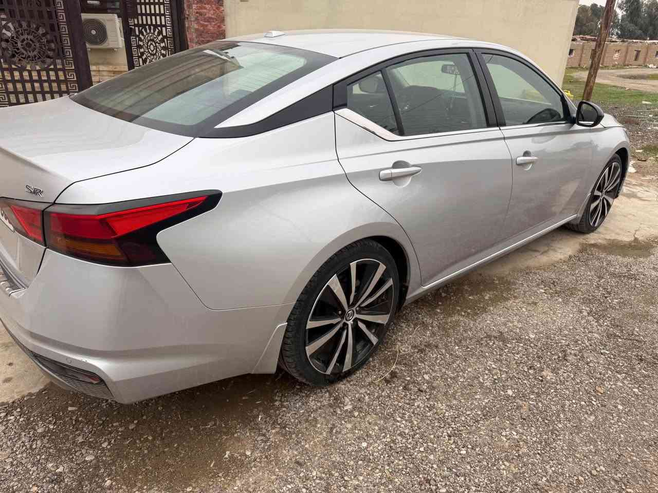 السلام عليكم 
للبيع و مراوس نيسان التيما ٢٠٢٢ بونيد صبغ وجامرلغ بارد
ضرر صطحي موضح بلسونار بدون دواخل فقط ايرباك ستيرن طاك
سيارة ماشي ٣٣ميل لوك 
سنويه ورقم جديد أربيل لحد ٢٠٢٩
بي بطاقة بنزين 
كير محرك شرط سعر ١٥٣
*********** كركوك, العراق
