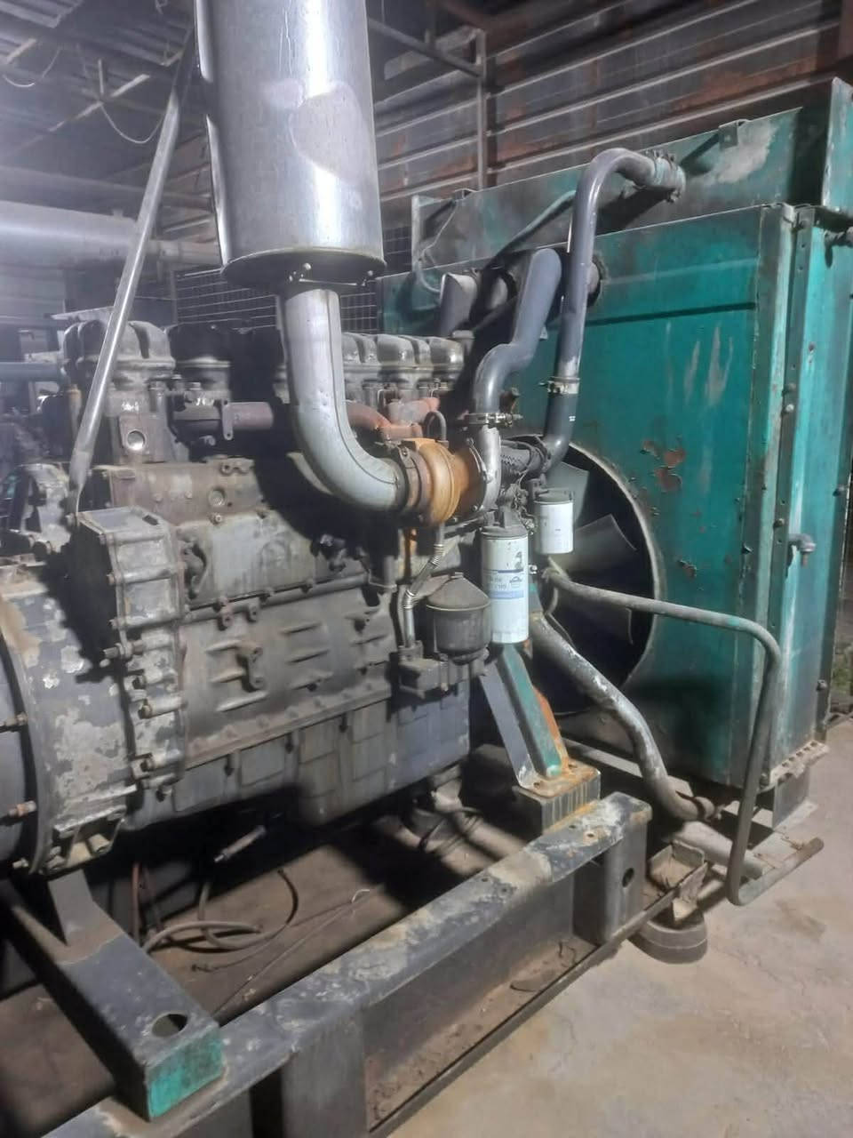 مكينه  سكانيه ١٢٤ بم ونوزل 
شاصي عالي ستندر ما بيهة لا بخار ولا شي بس خابطه كاز ودهن راس التوليد 350 مكانهة بغداد الغدير


**إذا كنت صاحب هذا الإعلان وتريد حذفه لأي سبب، رجاءا أرسل رسالة إلى الدعم الفني**