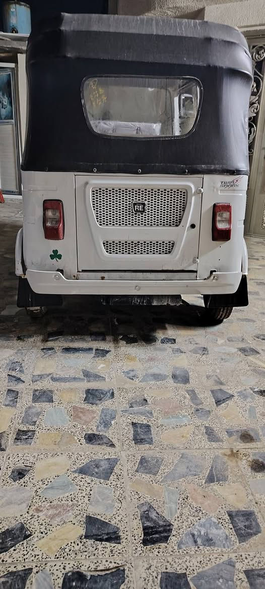 سلام عليكم تكنك للبيع  21رقم رقم شهر11 معمربس دوس مكينه جديده مامفتوحه مكاني بغدادالبلديات زراعي فقط اتصال ع
***********
