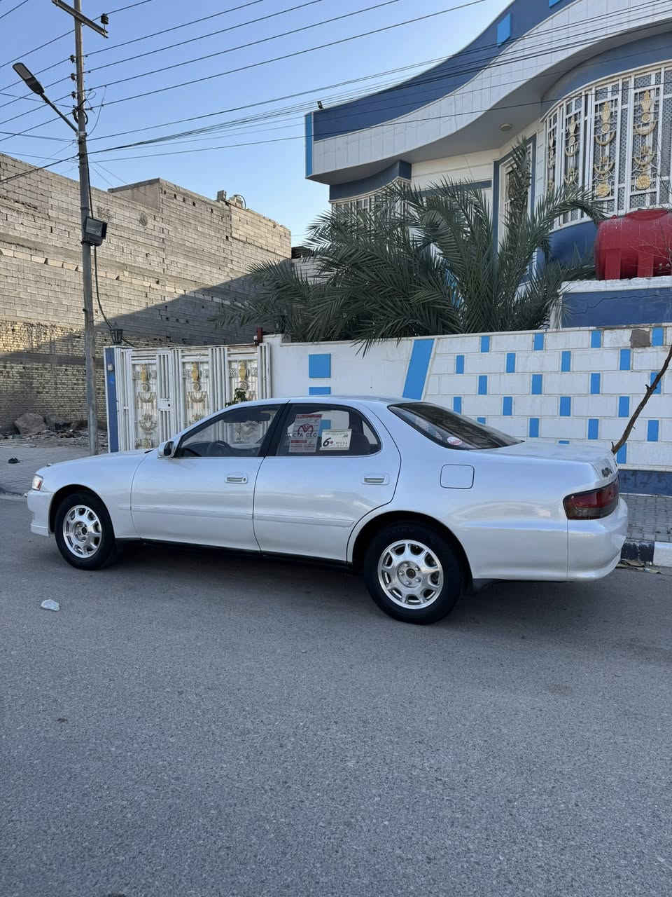 سلام عليكم. كرسته. مديل. 94 تسجيل جديد مزاد كمركي تحويل ثاني يوم. سنويه لل 28 كفاله ضربه وكص  ونغل جثه وعيب شرعي. مكينه ثنين ونص. حداده وتخم تاير جدد حداديه تبريد ميه بل ميه كفاله سياره من قطرت الخياس والزنجار. برانكيتات عله وضع الشركه. سياره جديده وجاهزه. مكاني. بصره. سعر. 77 وبيه مجال للشراي. ***********.
