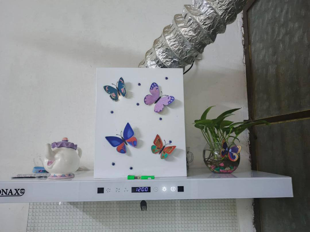 طباخ نضيف وشغال. سعره ٢٥٠ وبي مجال. والمرشحه جديده استعمال قليل ب٧٥ لتواصل ***********
