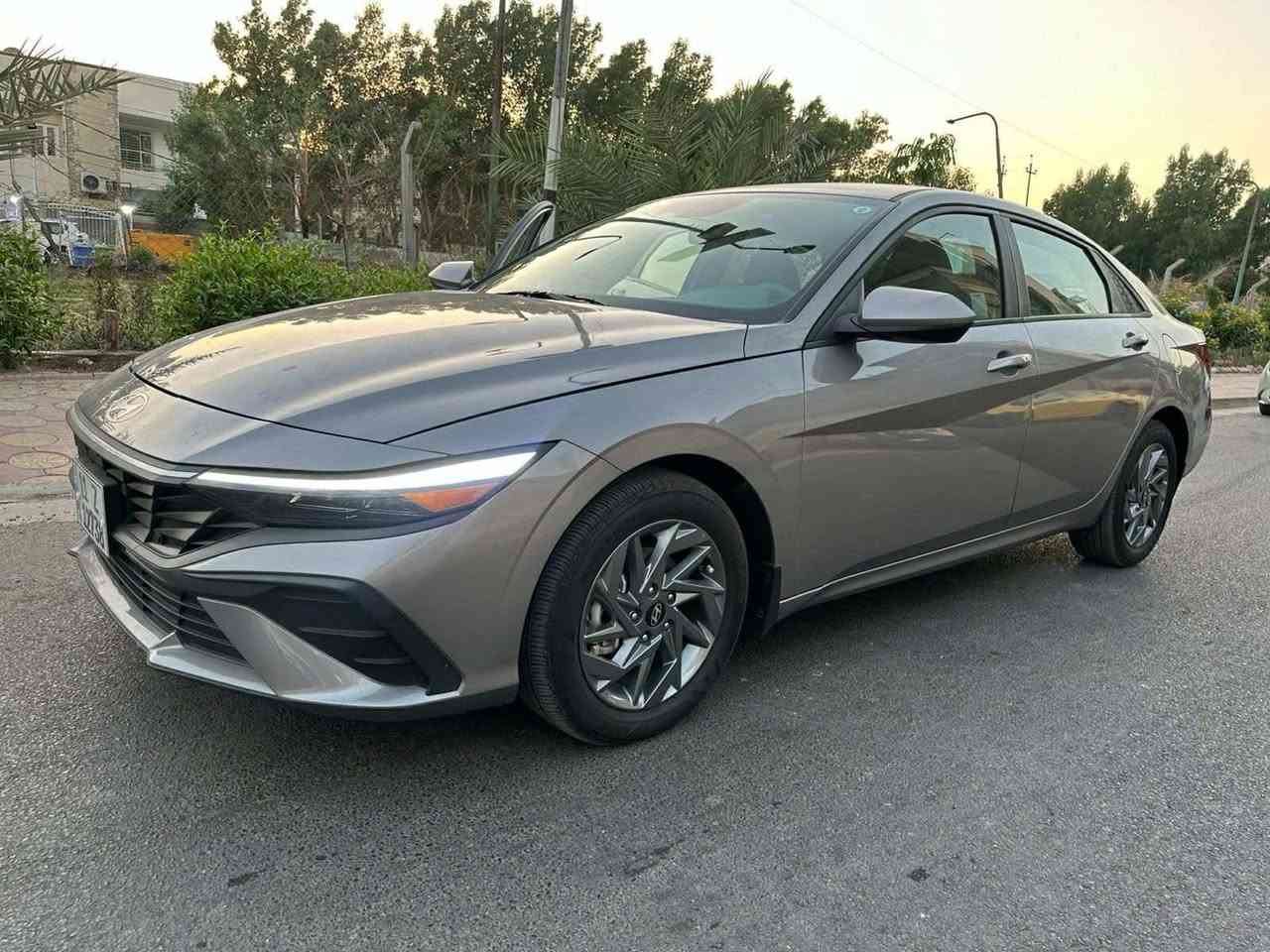 النترا بلو 2024 هايبرد للبيع
وين الي يدور جديد بعيد عن المهجومات سياره جديده بل كارتون ماشيه 11,000 داخل رصاصي بجم كبس 
ضهر كبس سياره حادثه فقط باب وموضح بل صور بل منشور شباب تفاصيله موجوده ومواصفات معروفه الشراي يخابرني ربي خير ويدلل *********** 
مكاني بغداد الاعطيفيه
