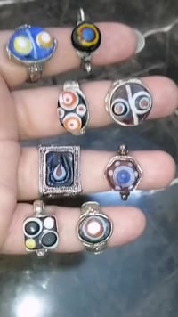 عدد 8خواتم حجر الشريعه المغربي صياغة نحاس ابيض ورشو سعر المجموعه 80الف...