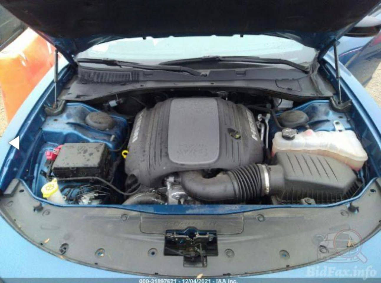 السلام عليكم 
جارجر هيمي v8 rt موديل 2021 فول ما عدا الفتحة تدفئة مقاعد وستيرن ونظام صوتي هارمن كاردن حادثها قطعة وحدة وبيها كلير 4 قطع من امريكا بدون دواخل وشاصي مكفول ومحرك وكير مكفول ماشي62 مايل للبيع بسعر 225 رقم اربيل ومكانها بغداد للاتصال على *********** او مراسلة الصفحة
