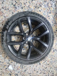 مرحبا اخوان  عندي زوج ويالة مال جارجر جي تي حجم 20 للبيع الويالة اصليا...