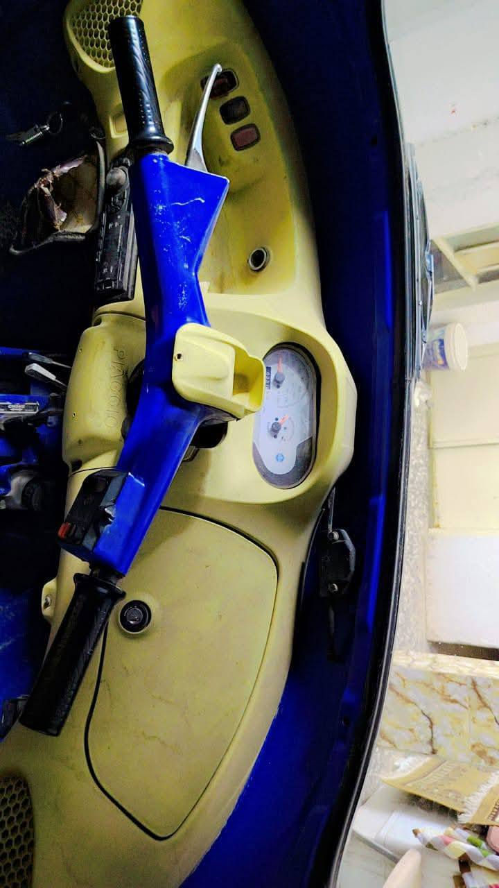 السلام عليكم
تكتك بياجو للبيع موديل 22 اوراق كامله واصوليه 
تكتك حلوه ونضيفه محرك وكير خير من الله مابيه نقص 
***********‏‪السعر مليون ونص عنوان بغداد ابوغريب
