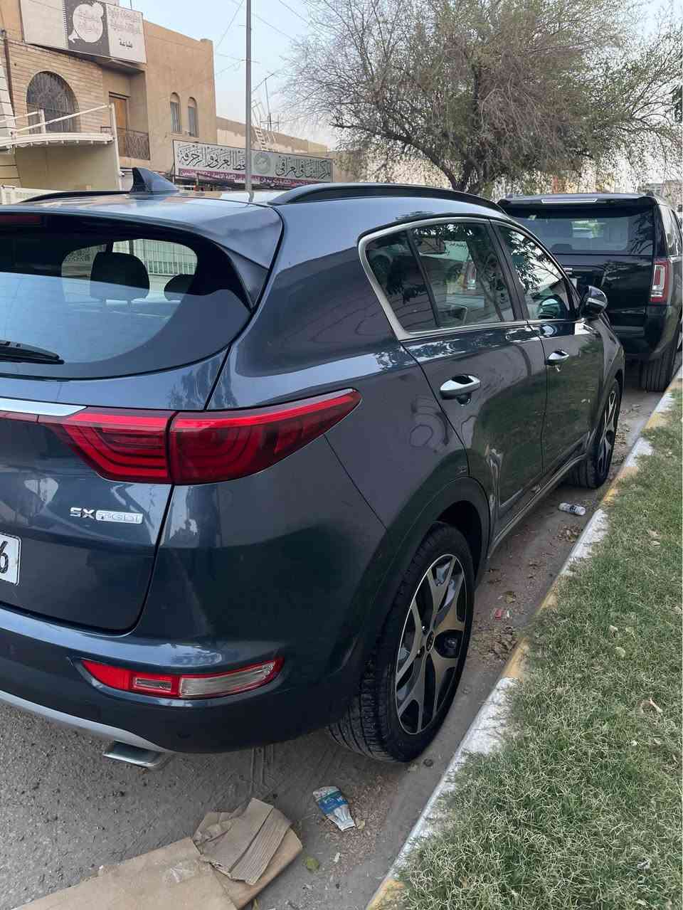 للبيع فقط او مراوس ب7 راكب فقط سورنتو او سنتافي

سبورتج 2019 امريكي حادث بسيط جاملغ امامي ودعاميه 

السياره فول 1/1 مواصفات اعلى فئه بالسبورتج 

مكاني المنصور او الكاظميه 

***********

السعر 168 ورقه والميعجبه خلي يروح يشتري الشكل الجديد 

سياره نظيفه ماشيه 62 الف ميل 

جاهزه من كلشي 

كير محرك شركه 

تخم تاير جديد 

تبريد قطعتين ثلج بغداد, العراق
