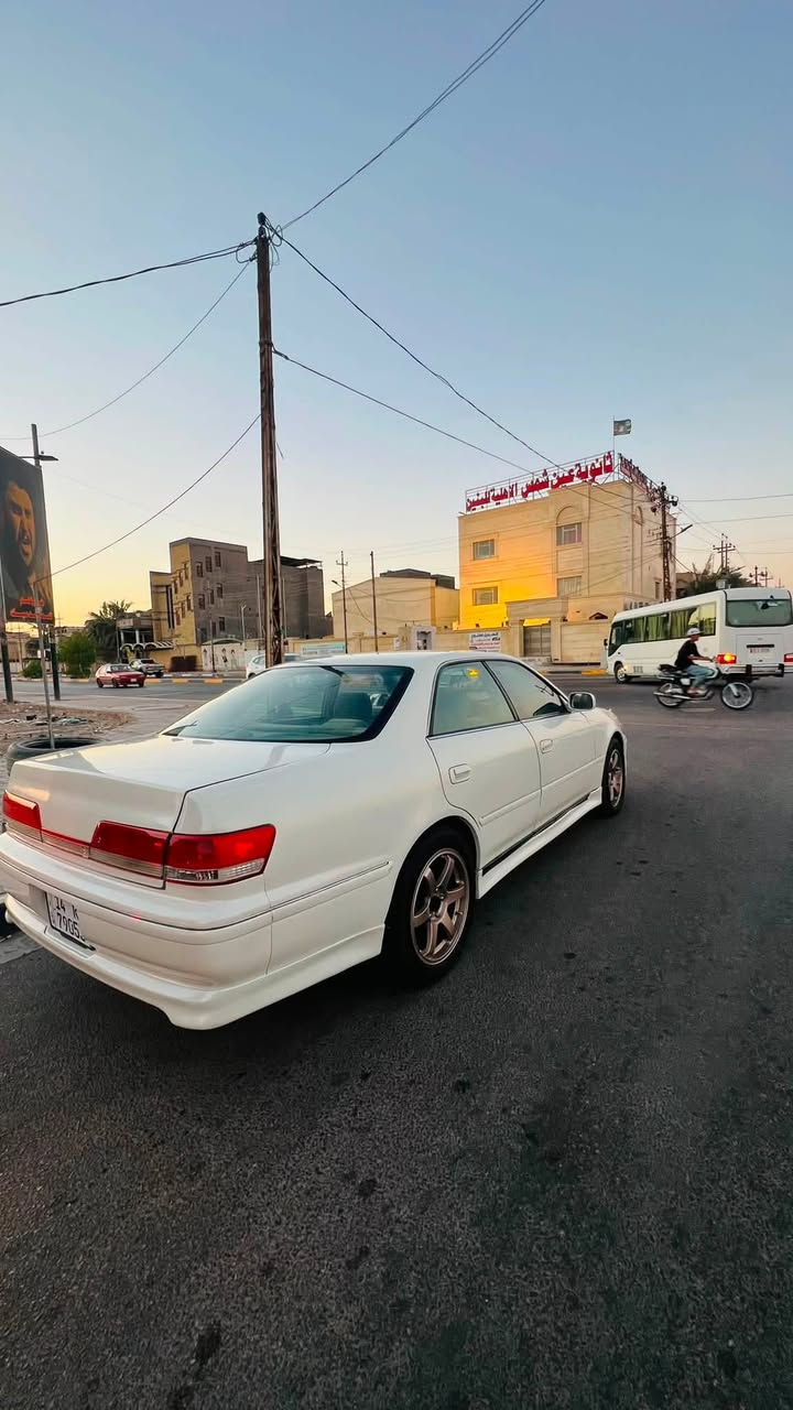 سلام عليكم للبيع مارك 97اصل رقم بصره دولي بسمي سنويه وهزه جديد 31كفاله كص ونقل وضربه وسستم بلاد فقط صبغ جماليه كير مكينه حداده كهربائيات كله جاهز سعر السياره تصل ملاحضه ترهم مرواس رقمي***********عنواني بصره ابو الخصيب
