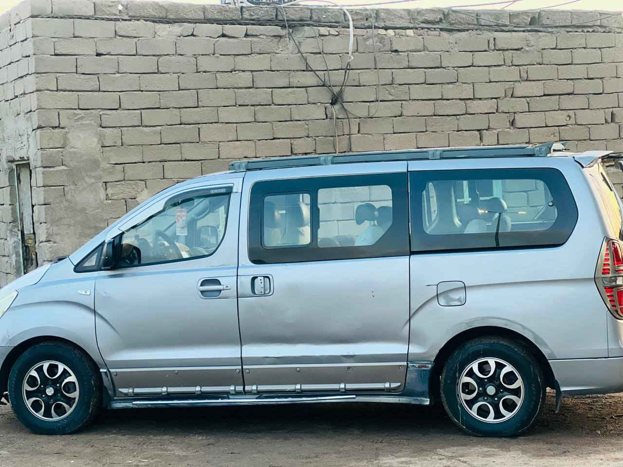 سلام عليكم ستاركس موديل 2011محرك سورنتو سبلاين كير عادي حداده جديد تخم تاير جديد بيه رشات صبق دواخل حلوه تبريد شقال رقم بصره نكليزي بسمي مصفره هيه وقرامات وضريبه مكان البصره الزبير سعر147 رقم الهاتف *********** رجان تفاصيل سياره كدامك وماجاوب خاص
