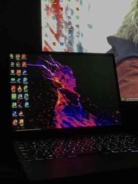 Dell  Core i5 الجيل السابع  الرام 16 الهارد 256 ssd  شاشة دقة 2k لمس و...