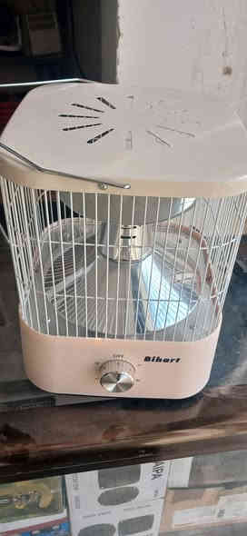 تتوفر صوبه كهربائي هرمي عاكسه / العنوان بيجي شارع المصرف مقابل مدرسة الفضيله للبنات / للاستفسار /*********** /***********
