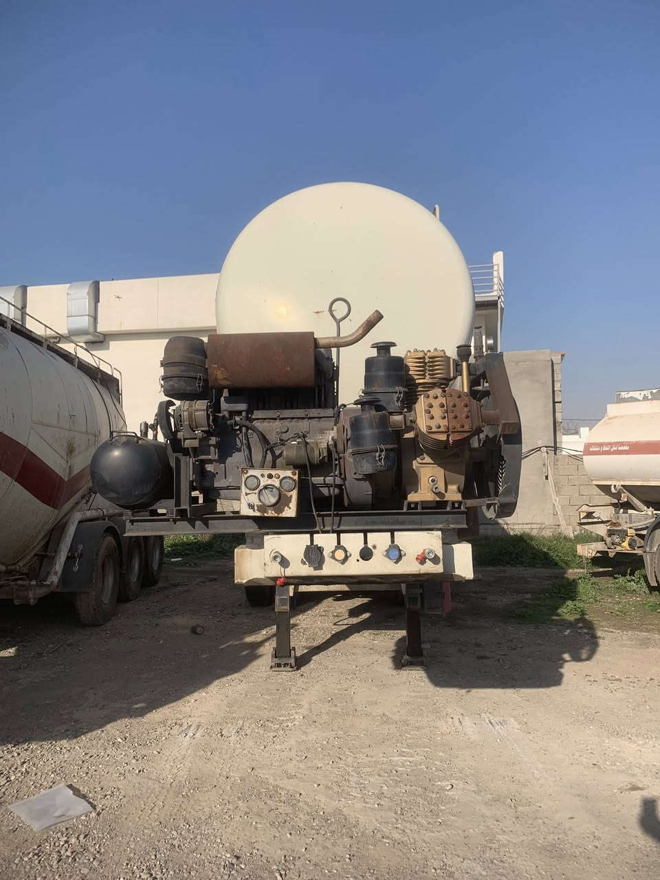 بطل سايلو طارق حاجي 3 قبغات يحمل 35 طن فصل وربط سليمانية 3 دناكير دبل تاير ومحرك دويز شغال وبشرط وتخم تاير جديد 

موديل / 2014

السعر / 180$

اوقات الاتصال من ساعة 9:00 صباحاً حتى ساعة 8:00 مساء

***********

***********

***********

عنوان / كركوك معارض شارع المطار مقابل جسر واحد حزيران قرب محطة الانوار 

@إشارة
