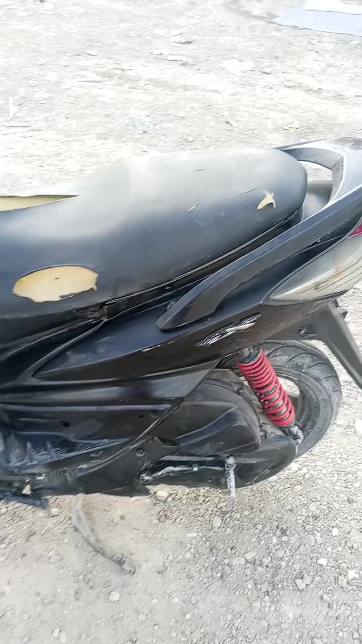 دراجه سكنس فحل شغاله اشاير كامله اوراق السعر 350 وبيها مجال ***********
