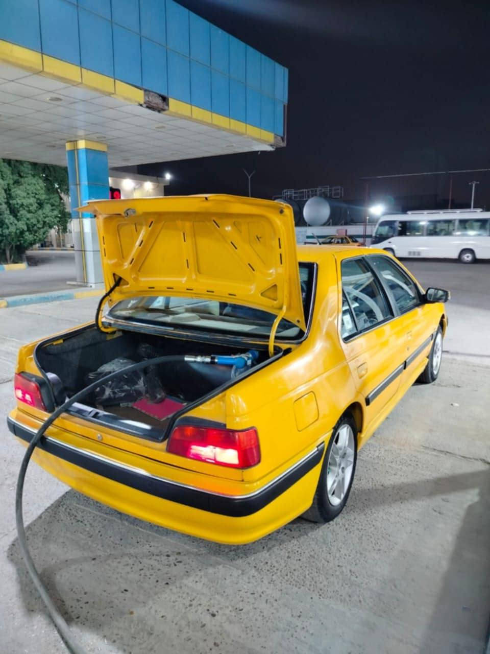 سلمو عليكم بيجو لبيع موديل 2023سيارة كفاله سيارة فوال كير مكينه تبريد حداديه كارتون سيارة مال بيت تجي وشوف عبري ماكعد بكشنهه ثاق محمد سيارة خير من الله ترايك 200شرط سيارة منضومه زنوان مال جارجر مانضومه غاز وعليهه ادمه بانزين بال كامل رقمي فقط وتساب ***********
