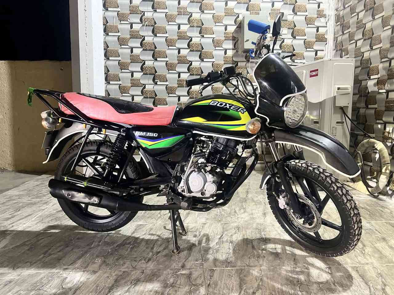 بوكسر جبلي كلك  للبيع كربلاء طريق نجف كربلاء يم عمود 950
***********
