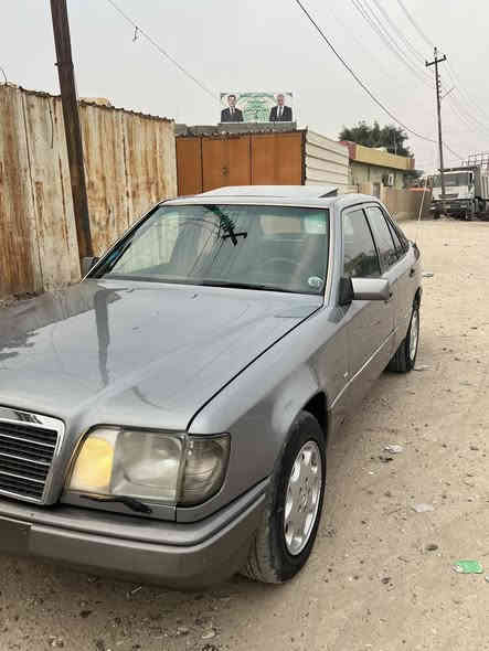 السلام عليكم 
مرسيدس بيبي E320 موديل 1993 اصل محرك 320 خراطيم 
بلادي كير ومحرك وأكسل شرط رقم أربيل تحويل مباشر 
صدر امامي خلفي شرط قواعد دبلات بلاديه 
كهربائيات كلها شغاله سلايت أريل كهربائي دبل مروحه 
صبغ عام جماليه بدون حادث و خياس 
السياره جاهزه وحلى من الصور 
مكاني سامراء السعر 70 بيها مجال 
***********
