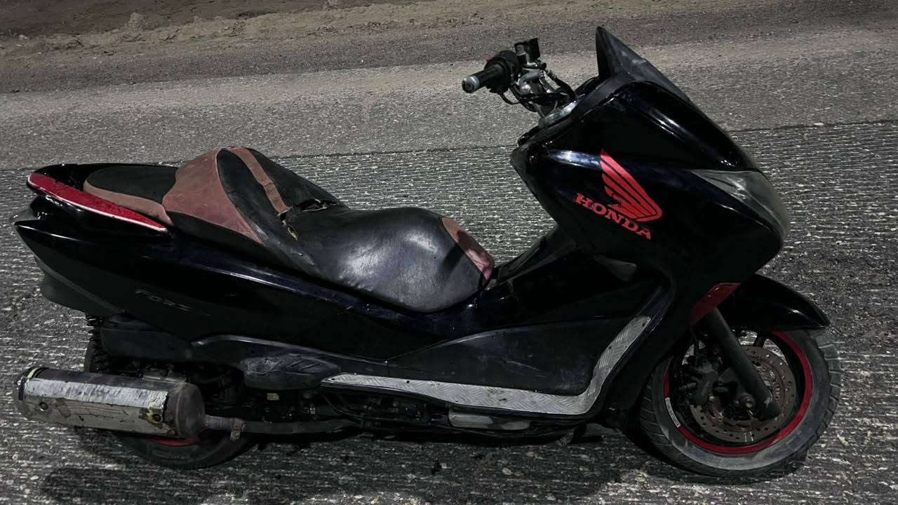 فورزا 010 شغالة للبيع ب 575 الف
مكاني ناصرية قضاء الدواية
مشكلتها الرون 2 وبيها ضعف بالكرنك
ابيع كوم حديد للتواصل ***********
