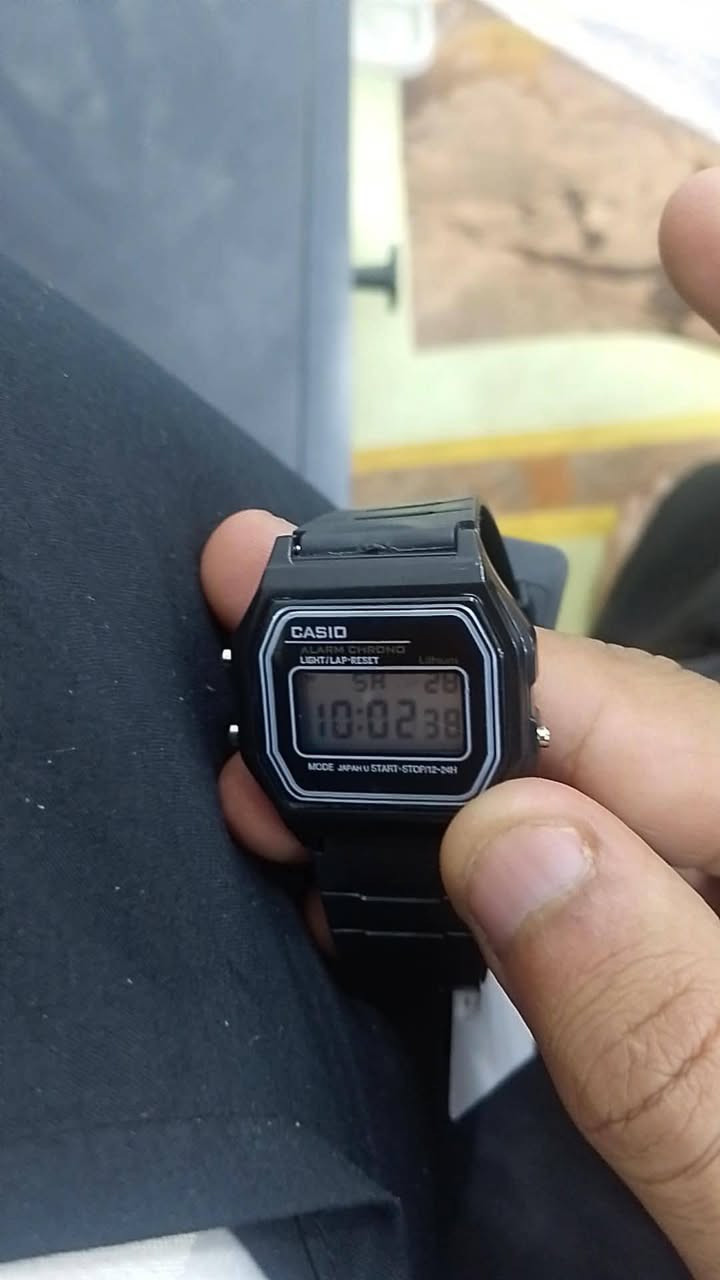 ساعات رياضي ورسمي اسعار مناسبه 
اسعار خاص 🌿


**إذا كنت صاحب هذا الإعلان وتريد حذفه لأي سبب، رجاءا أرسل رسالة إلى الدعم الفني**