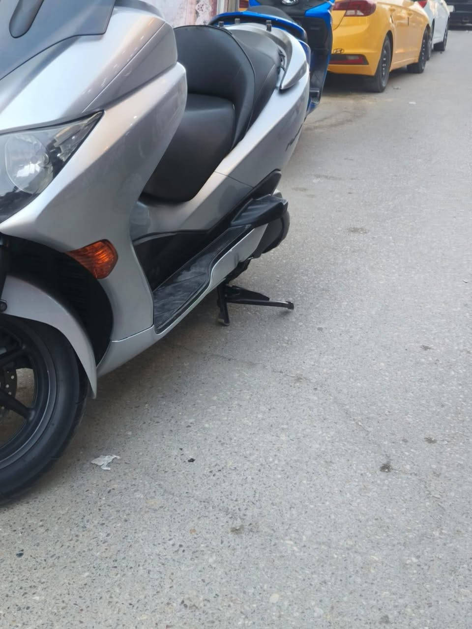 سلام عليكم درجة صفر عشره درجه جديده عنوان ناصريه شارع نيل قرب العيد خارجيه رقم الهاتف ***********
