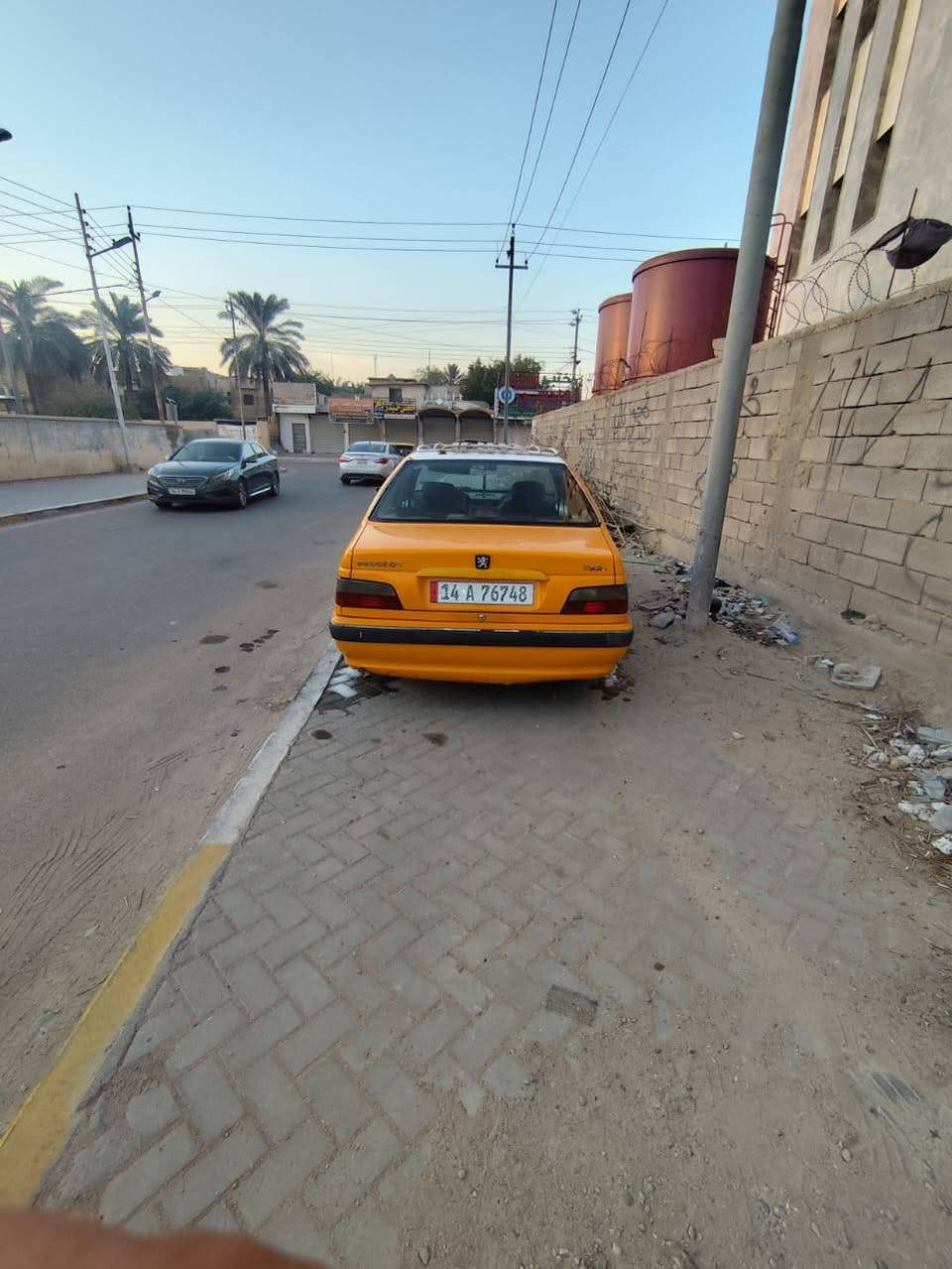 بيجو موديل 2018 السنويه2030 بصرة بيه ضربه بلجاملغ الايمن وثاني تبديل فقط تبريد مكينه كير جدد حداد جديده تخم تايرات كهرباياته كله شغاله مابيه نقص 48وبيه مجال قليل جدآ مكاني الشعيبه ***********
