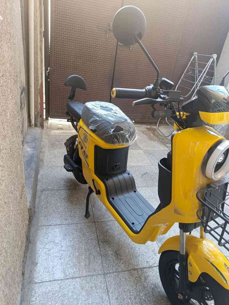 سلام عليكم  دراجه ار 9 شحن موديل 2026
خمسه بطاريات 

السعر 450 وبيه مجال

الاستفسار *********** المكان بغداد البلديات
