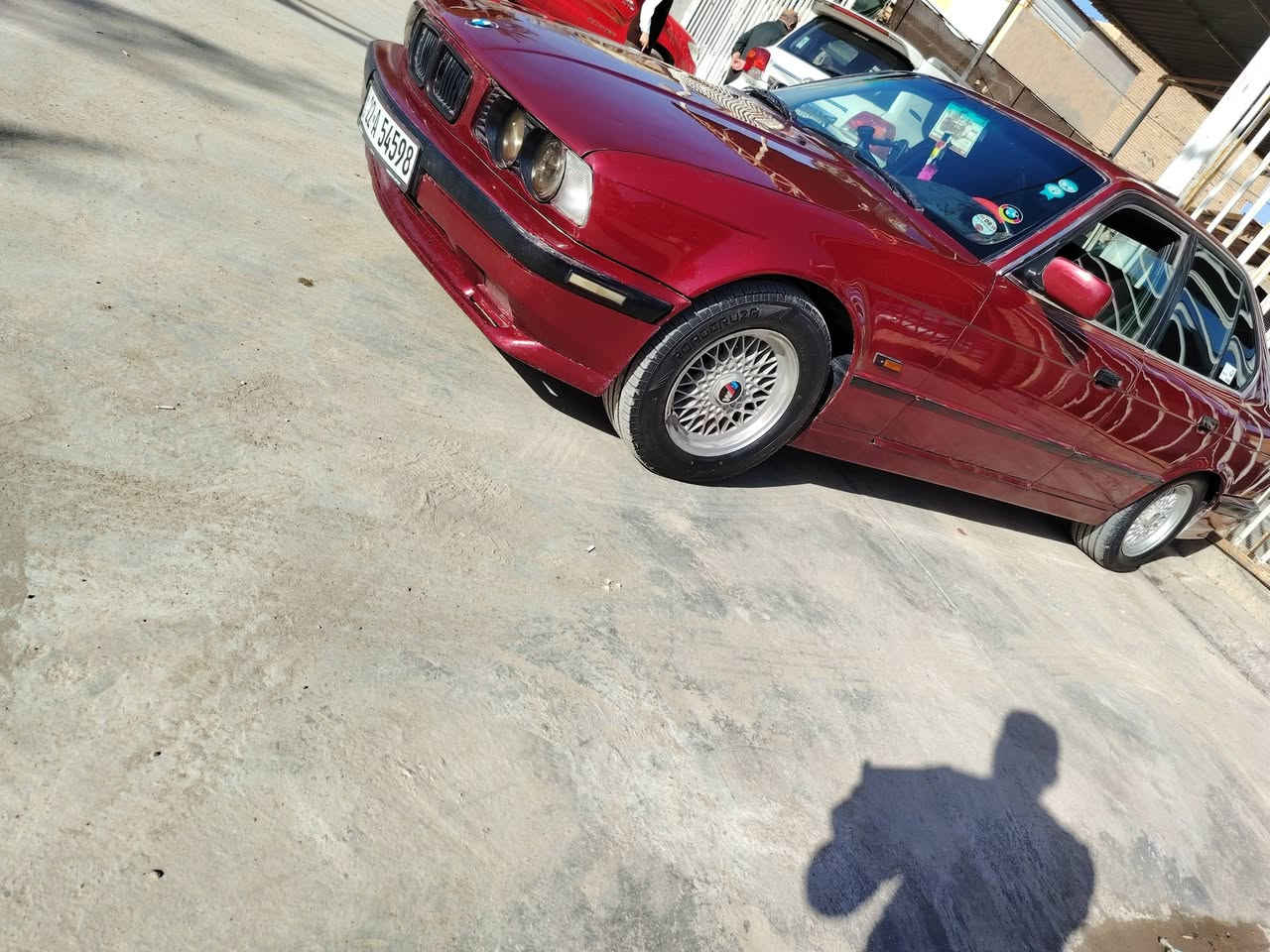 BMW   525.m1992
رقم اربيل انكليزي شرط التحويل والوكاله 

مكينة 6 مسكر. مكفوله 

كير اوتوماتيك مكفول

تخم تاير ويل كب مع لسبير.  

صدر امامي وخلفي مضبوطات 

تبريد + تدفئه شغالات 

سلايت طكتين شغال 

غرفتها حلوه.  

بدون ضرر. 

مصبوغه جماليه 

كهربائيات كلها شغاله 

منضومة زنون  كامله 

_______________________________________________

السعر. 55 وبيها مجال 

العنوان سامراء 

***********

