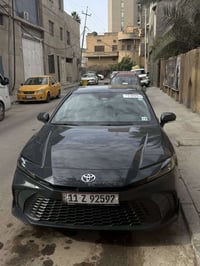 كامري SE • هايبرد ٢.٥ • ٢٠٢٥