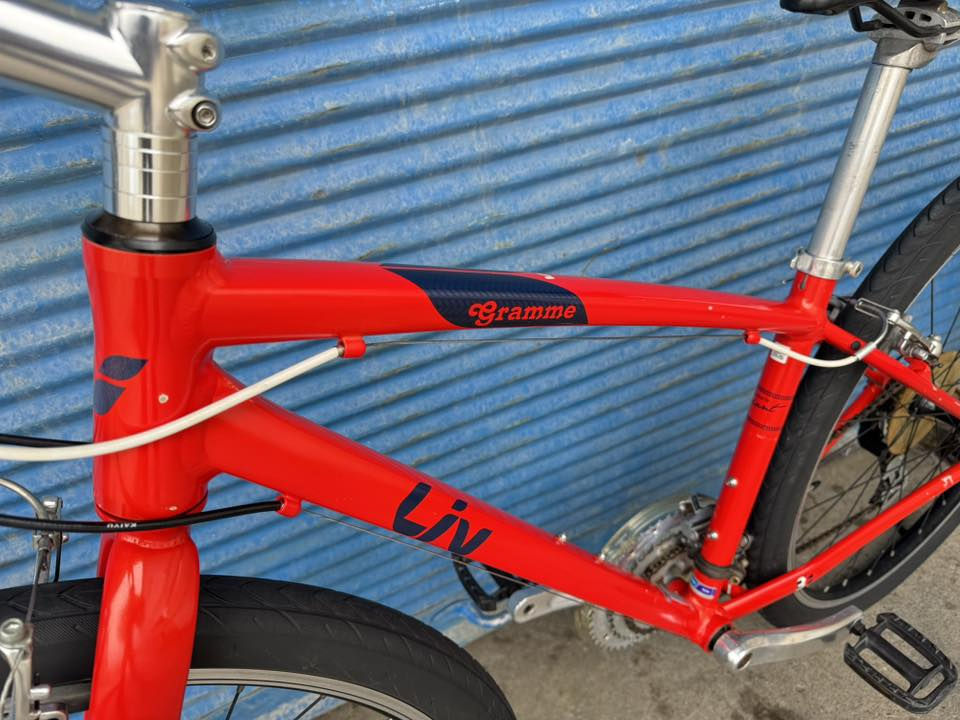 السلام عليكم اخوتي الطيبين جبلي حجم 27 ونص 
قياس XS ماركة (GIANT) فئة ليف غني عن التعريف 
سستم شيمانوا التوس نمره  3/8  بدلات شيمانوا 
سحب دفع معدنه المنيوم مديل حديث لون مميز 
الدراجة عل وضع شركة بلادي نظافتهاا وتفصيلهاا 
وضحه بل صوره سعرهاا 190 الف وبي مجال اخوتي 
عنوني موصل للتواصل *********** تتوفر خدمة
توصيل جميع محافظات العراق وتحياتي
