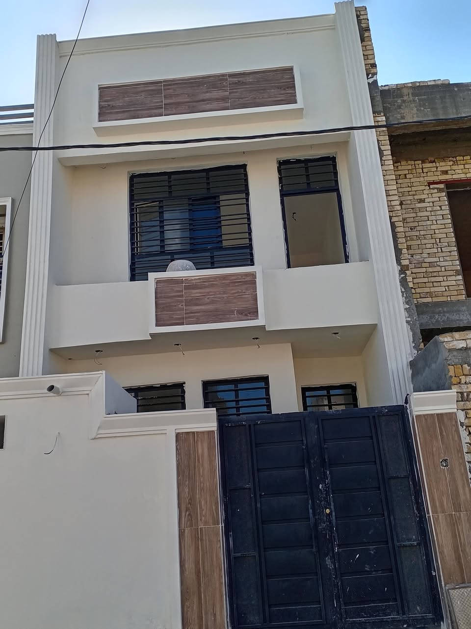 تم واجهه بفوم التركي والسيراميك اللوح واصباغ Sb العراقيه الخالدي لديكور والاصباغ ***********
