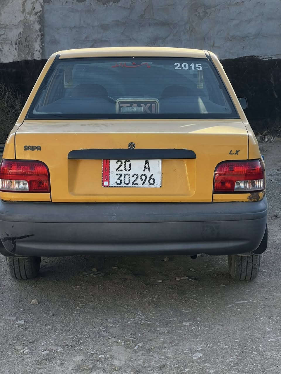 سلام عليكم سايبه موديل2015سياره خير من الله مكينه وكير وشواصي مكفوله سياره بيهه تعمير مثل ما موضح بل صور رقم ديالى نكليزي مشروع وطني مصفره هيه وغرامات تخم تاير خط ابيض بيهه فقط صوت بل باور من دغير الستيرن خفيف بس بي صوت قليل السعر 28وبيهه مجال حك جيه اي ستفسار على رقم ***********
