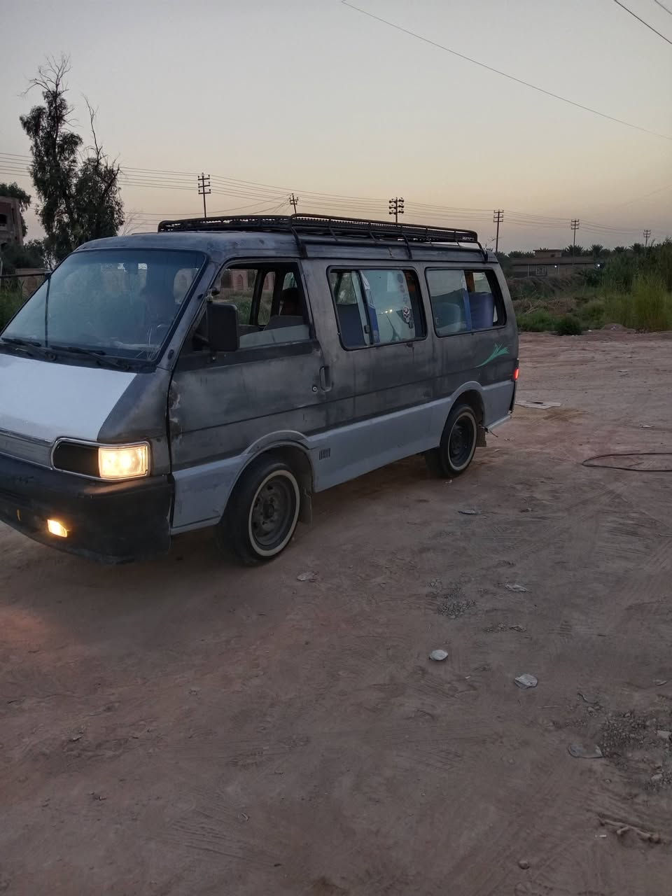 سلام عليكم شباب كيه كيه بسته موديل 1994
تراهم مراوس بكيه اسيا 
مكينه كير اكسن اخير من الله 
راعيها يمي تريد وكاله تريد مداور 
رقم احمر ذي قار 
صدر تخم تاير سلف داينمو كهربائيات كله اخير من الله 
سعر 18وبيها مجال قليل 
مكاني كربلاء 
***********
