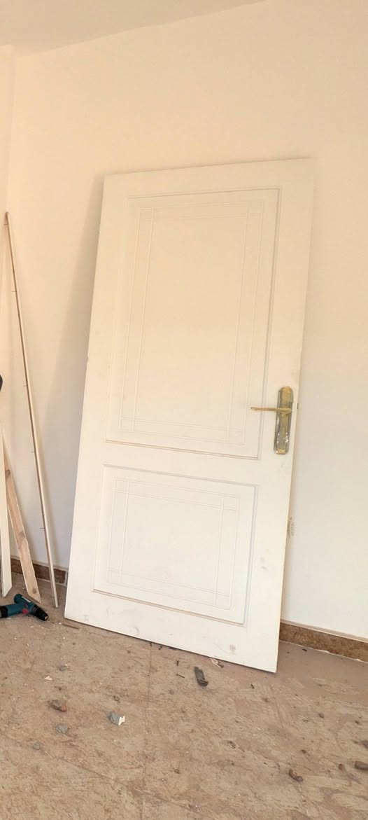 ٢٥٠٠ باب شقه اسكان بالحلق 
باب غرفه اسكان بدون حلق ١٠٠٠ 
بدون اكسسوارات


**إذا كنت صاحب هذا الإعلان وتريد حذفه لأي سبب، رجاءا أرسل رسالة إلى الدعم الفني**