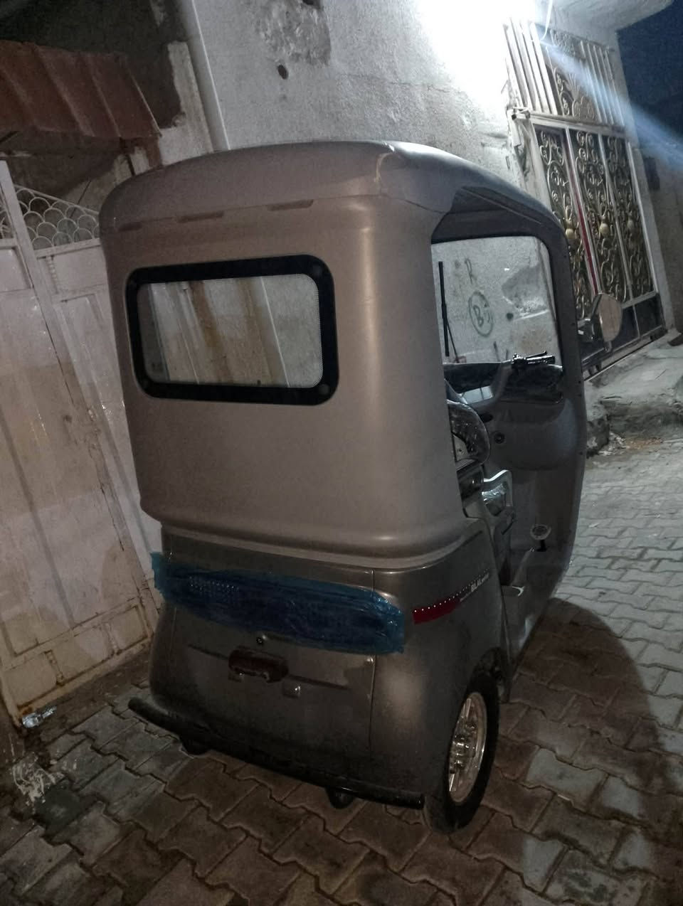 سلام عليكم من رخصت الادمن تكتك شحن موديل2026 تكتك زيرو مكاني كربلاء سعر مليون و900 وبيه مجال رقمي***********
