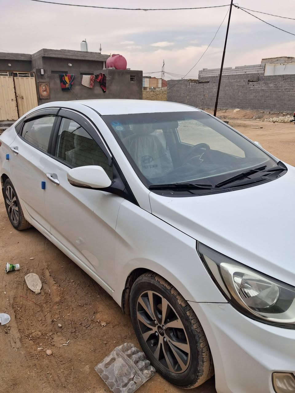 اكسنت 2015مكفول رقم انكليزي كربلاء محرك 600 السعر107العنوان النجف الاشرف ت***********
