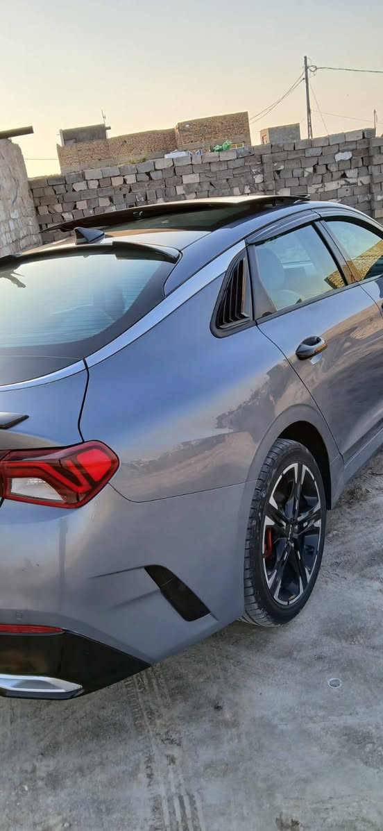 السلام عليكم K5   رقم بغداد حره بسمي  موديل 2021  فىه EXفول مواصفات تحكم استيرن كشن حار بارد تدفع استيرن شحن لاسلكي رادار امامي خلفي قياده ذاتيه سايد بريك بصمه بصمعه تشغيل بصمه ابواب اوتو هولد اربع وضعيات قياده محرك 1600 تيربو ما مفتوحه حداديه وتبريد وتايرات وباتري جديد بنو رامه مواصفات EX معروفه مكفوله اصوليات وعيب شرعي حادث جاملغ وبنيد ايررباك استيرن راجع سستم السعر 175 رقم التلفون *********** بي واتساب
