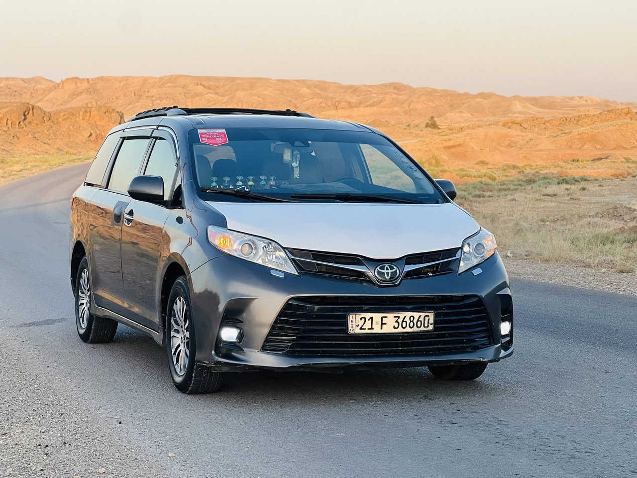 سلام عليكم للبيع تيوتا سينا 2020 فول موصفات xLE ضرهه موضح بل صور بدون ايرباك 
بيبان كهربائي 
صندوق كهربائي 
ماشيه 186 كيلو متر
اتصال عل هده رقم ***********
