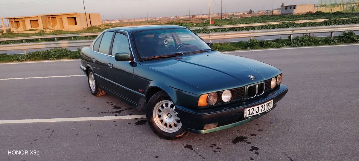 للبيع  بي ام دبليو
صبخ جمالية بدون حادت 

رقم نينوى 

حجم ٥٢٥ 

كربون بنزين بها 

سعرها 58

الاستفسار ***********
