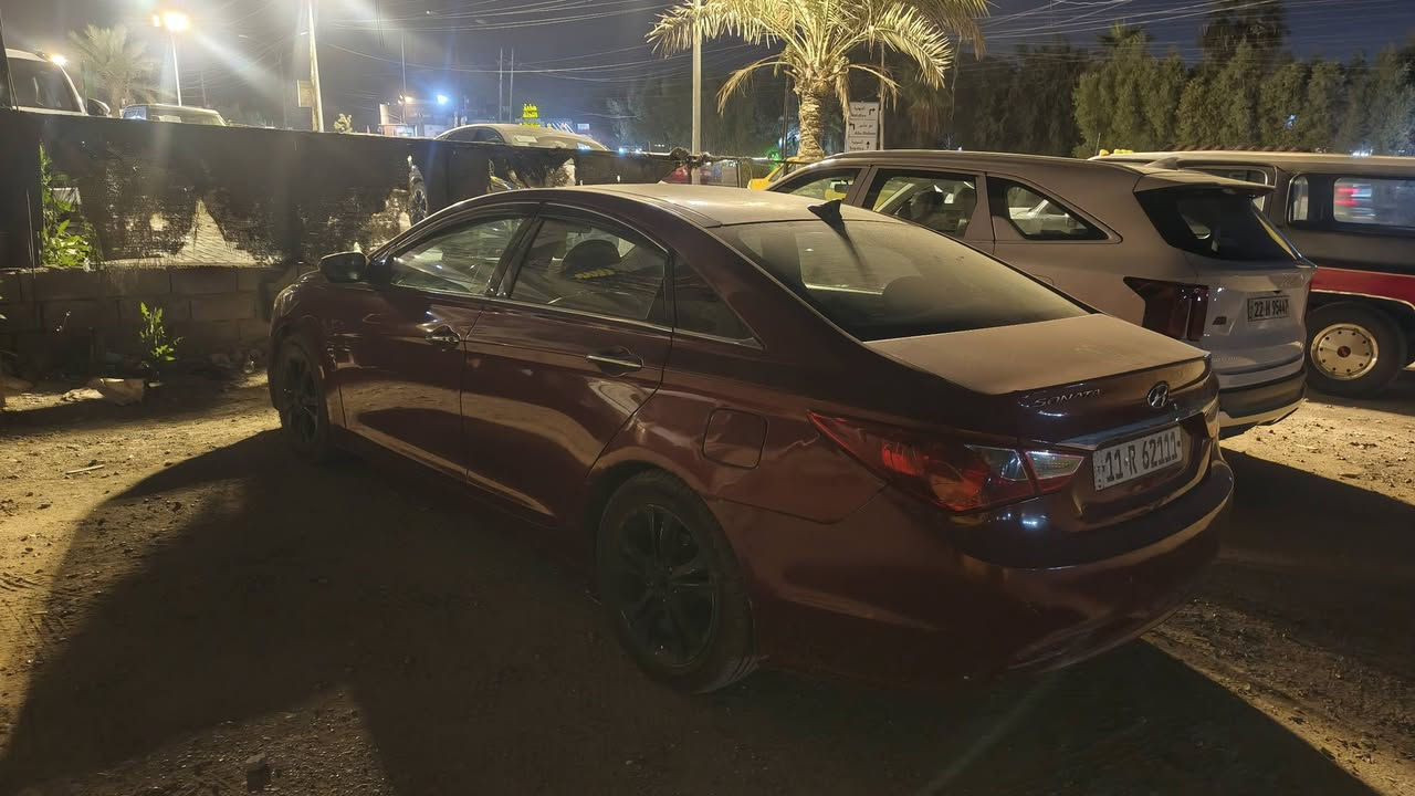 السلام عليكم ورحمه الله وبركاته 
للبيع سوناتا بسعر مناسب موديل ٢٠١٠ شكل المضلع وارد كوري 
محرك ٢٠٠٠دوش خير من الله لاتنقيص ولا تبخير 
كير ايتي مكفول ٦نمر المرغوب 
بيه احزام اثر تخريب يعني مابدل كلشي ليبل واحد السياره كلها تبريد تدفئه شغال ثلج 
السياره أحله من الصور يراد ترتيبات بسيطه جدا 
مواصفات اشاير بالمري 
نظام ايكو 
بانوراما فتحه سقف 
بصمه ابواب 
بصمه تشغيل كشنات تدفئه 
 السياره فول مواصفات للأخير شنو بالك بيه مواصفات 
#رايدهة 96  وبيها مجال للطيبين متعجبك اعبر المنشور وتلكه الاحسن يارب 
تعجبك تعال شوفه وبيك خير ودلل وصور السونار مرفقه بالمنشور مكان السياره بغداد الدوره و ارقام دوليه كامله من كلشي رقم الهاتف *********** ودمتم في رعايه الله وحفظه
