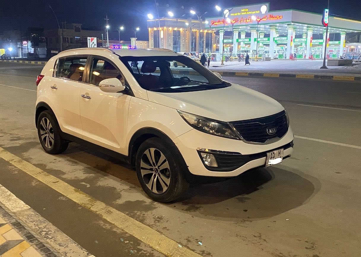 سبورتج 2013
خليجي 
محرك 2000 دوش 
ماشيه 157 
مري شفط اشاير بلمري 
تحكات ستيرن 
كشن كهرباء 
حساسات خلفيه 
كامرا خلفيه 
لدات نهاريه 
ثلاجه بجكمجه 
بيهه صبغ شي بسيط وموضح بصوره سنويه وهزه جديده مكان السياره بغداد السعر 138 وبيهه مجال بسيط  للستفسار ***********
