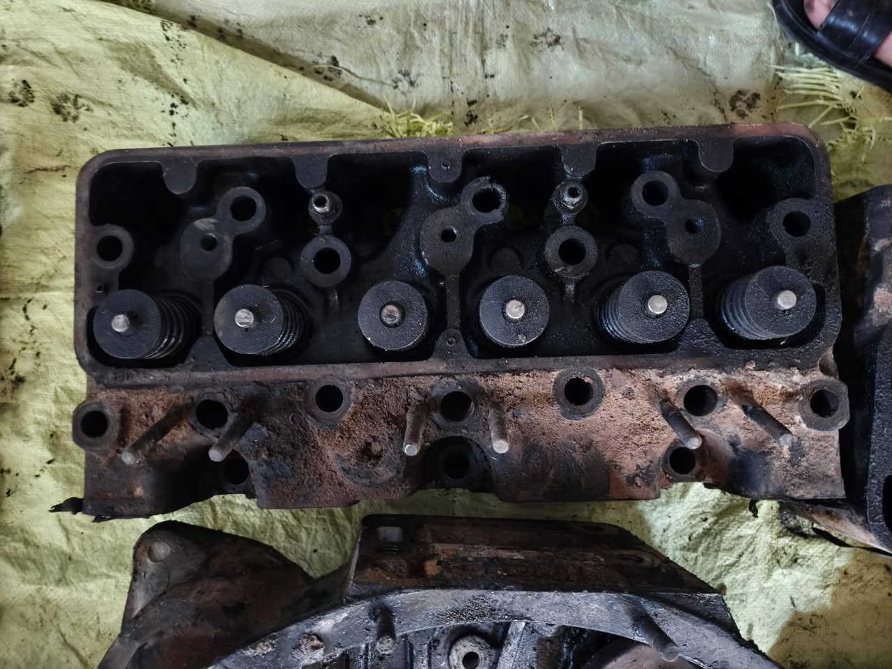 كورات سكانيا ١١٢ للبيع السعر ٣٥٠ الف الاستفسار ***********
