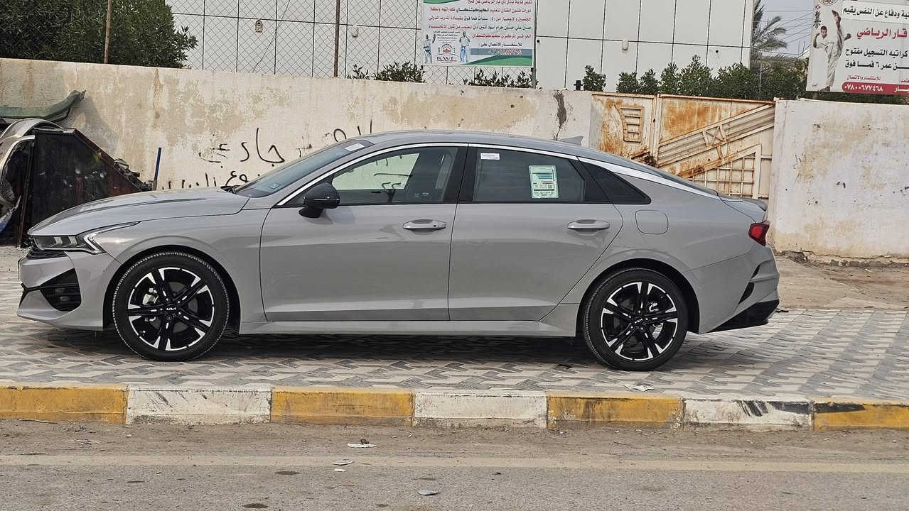 سلام عليكم كيK5 2024
رقم معوقين. تبديل بنيد وصبغ جاملغ
 بدون ضرر داخلي والباقي كفاله عامه
فول مواصفات 1/1 فئته GT ألاين 
عدا البنوراما
بصمه تشغيل / بصمه أبواب 
كشنات جلد / كشنات كرهبائيه 
سايد بريك بصمه / كأمره دواره 
تحكم إستران جهتين 
بلاجكتوات / اليت زنون 
فول الأخير 
سياره جاهزه محرك كير حداديه تبريد جاهزه الأخير 
السعر 178 وبيه مجال 
المكان الناصريه 
الاستفسار 
‭***********// ***********
