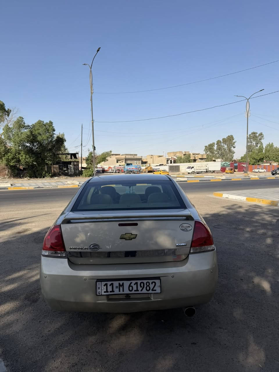 السلام عليكم 
امبالا موديل ١١ 🦌 
رقم بغداد  هزة وسنوية جديدة بأسمي تحويل مباشر 
كمبريسر جديد تبريد ثلج ❄️
صدر امامي خلفي حدادية كلها كامل  
تبديل جامرلغ سايق بلادي سيارة مصروف عليها وماناقصها اي شي 
مكان ديالى بعقوبة 
للاستفسار 
***********

